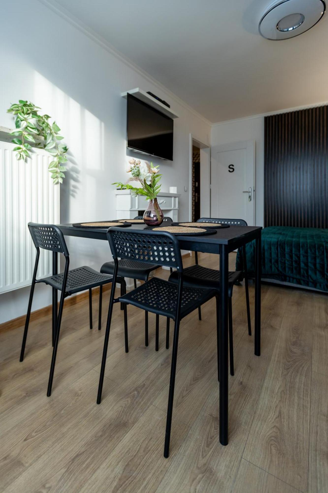Unitapartament Short Rent Apartment In Warsaw By Metro Station Rondo Onz Apart With 3Bedrooms 22 Exteriér fotografie