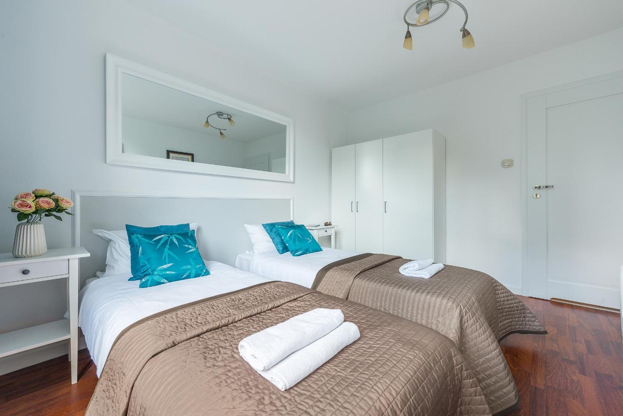 Unitapartament Short Rent Apartment In Warsaw By Metro Station Rondo Onz Apart With 3Bedrooms 22 Exteriér fotografie