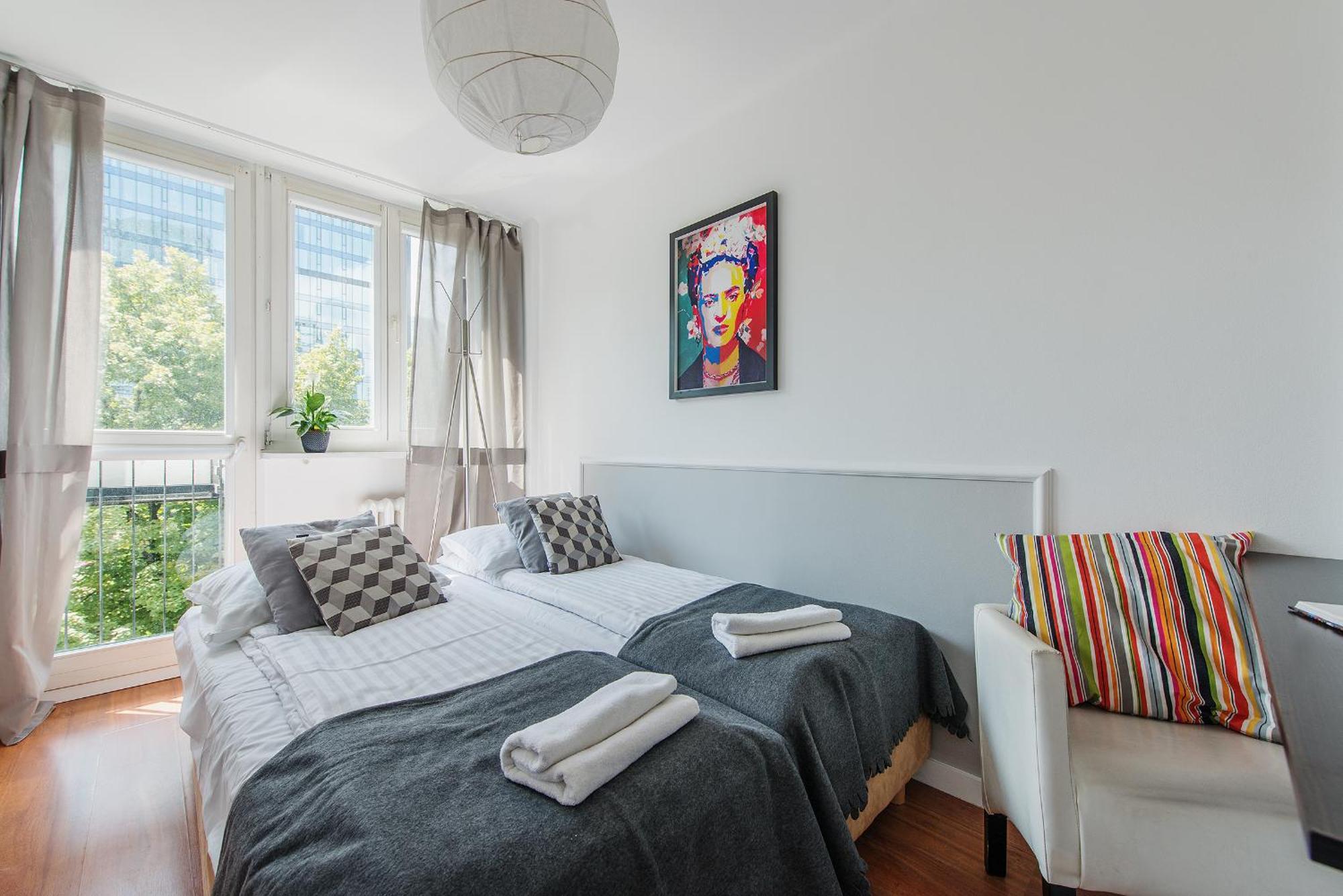 Unitapartament Short Rent Apartment In Warsaw By Metro Station Rondo Onz Apart With 3Bedrooms 22 Exteriér fotografie