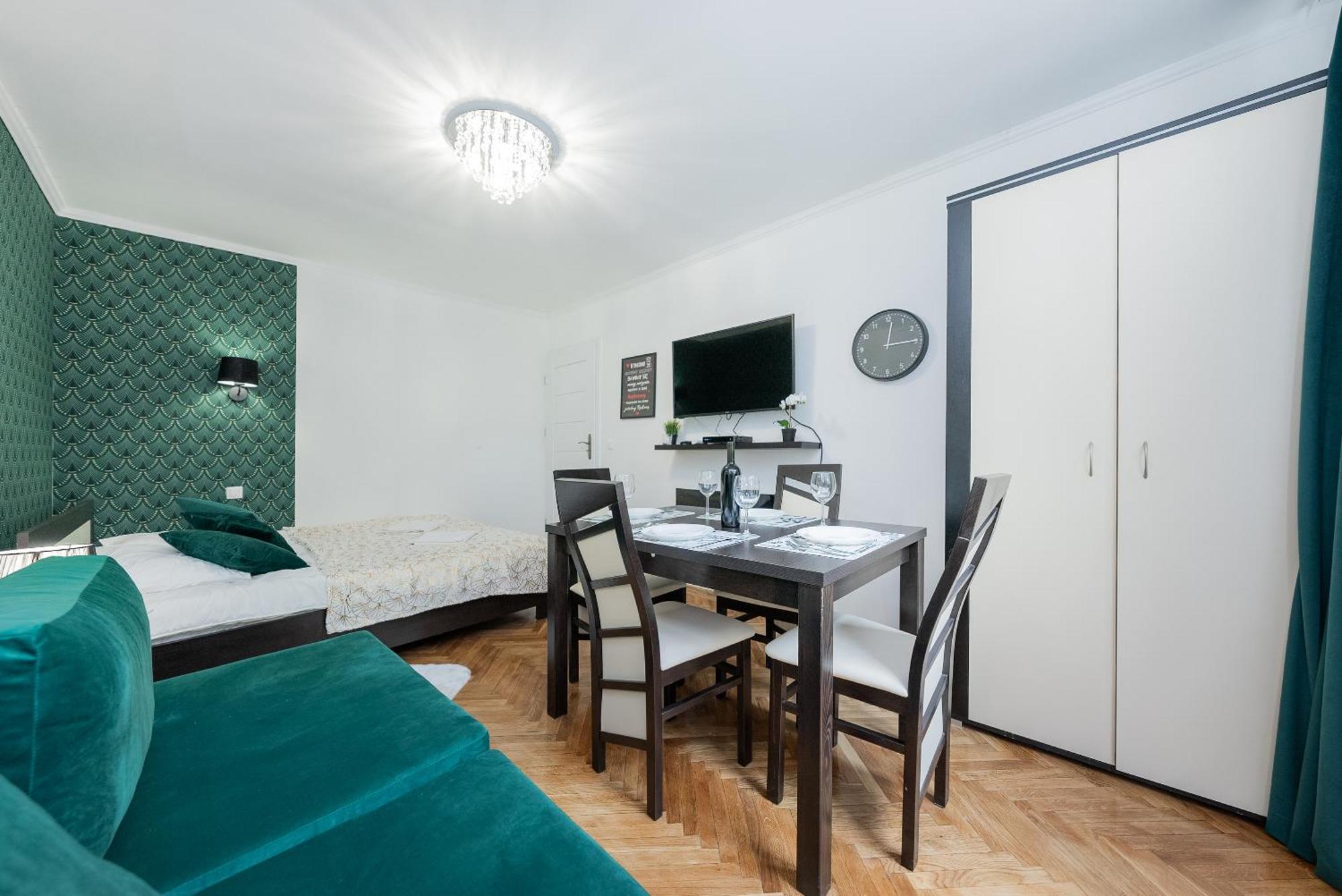 Unitapartament Short Rent Apartment In Warsaw By Metro Station Rondo Onz Apart With 3Bedrooms 22 Exteriér fotografie