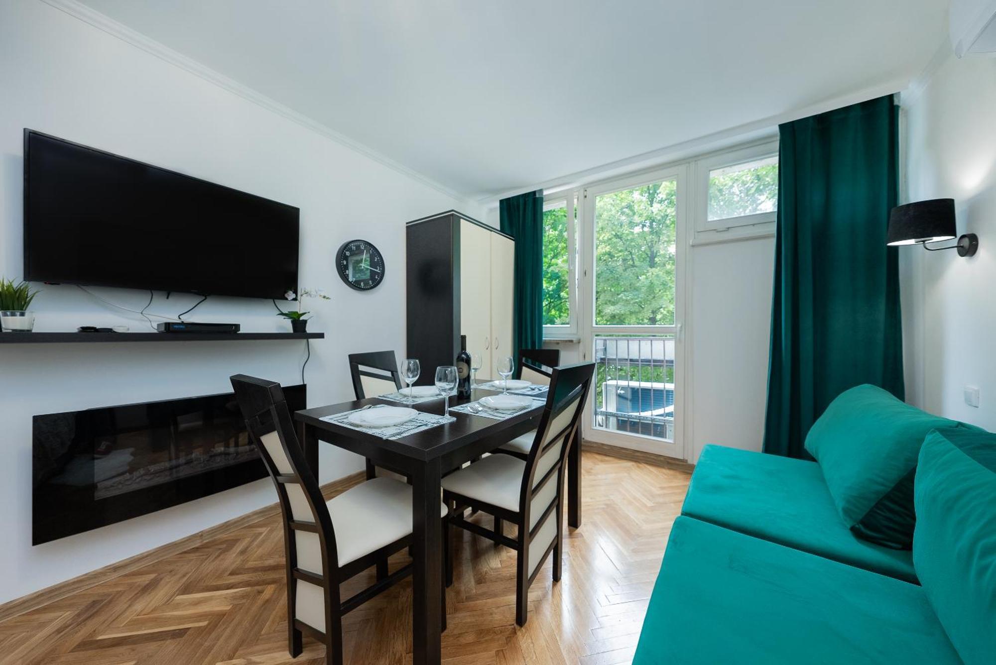 Unitapartament Short Rent Apartment In Warsaw By Metro Station Rondo Onz Apart With 3Bedrooms 22 Exteriér fotografie